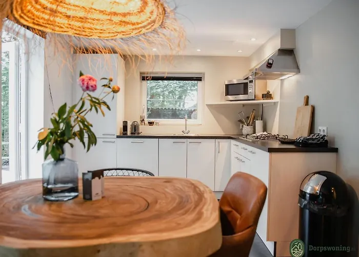 Cozy In Leenderbos With Hot Tub Leende