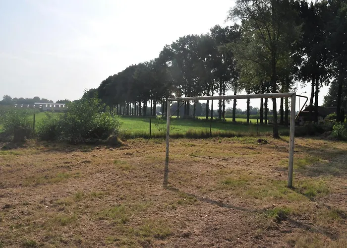 Cozy In Leenderbos With Hot Tub *